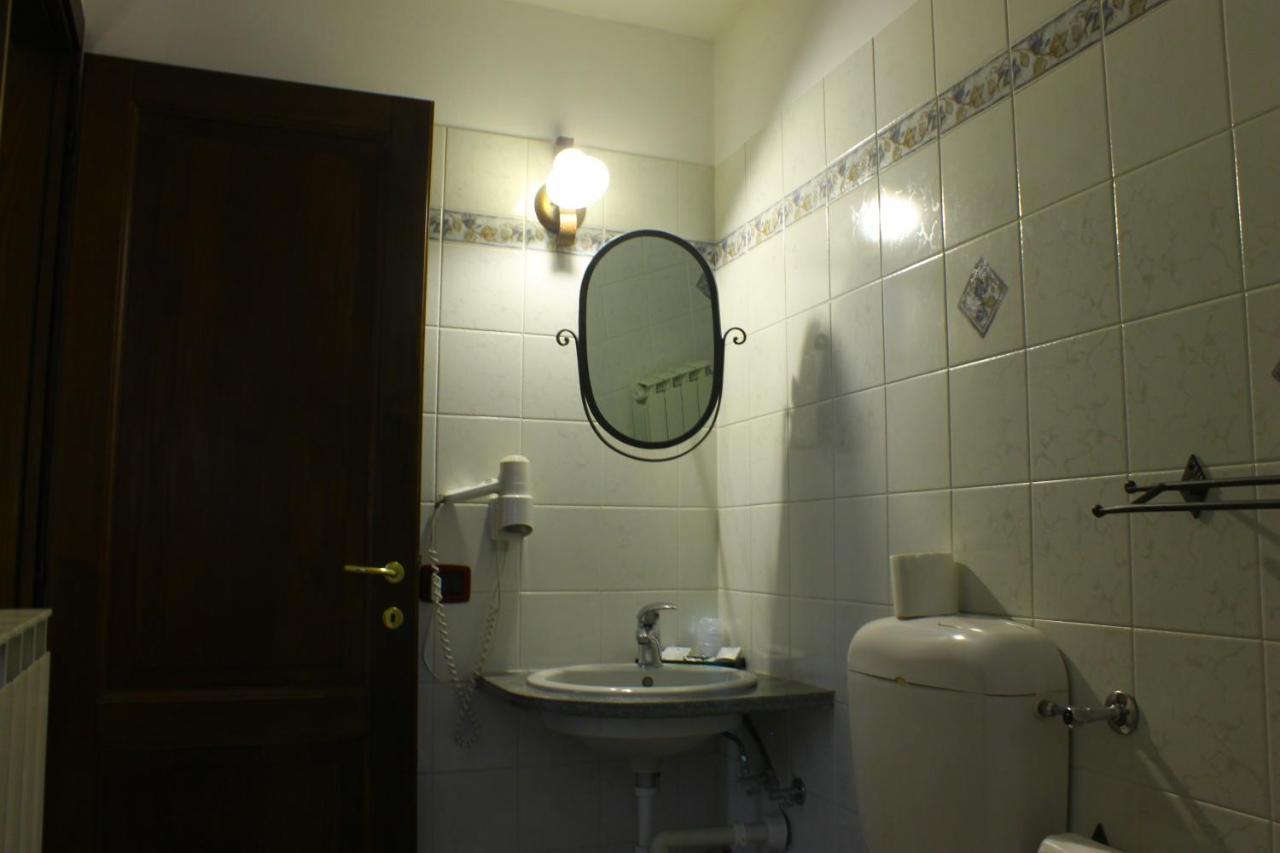 Hotel I Due Monaci Domodossola Esterno foto